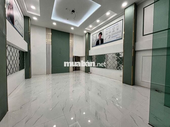Cho thuê tòa nhà 6 Tầng - DTSD ~1.000m2 - Phù hợp đa nghành nghề
