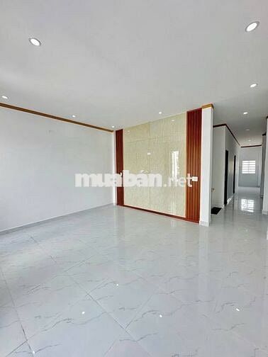 BÁN NHÀ TRỆT LẦU 90M2 GẦN KDL BỬU LONG