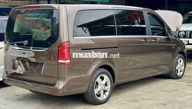 Mercedes Benz V Class V220d 2015