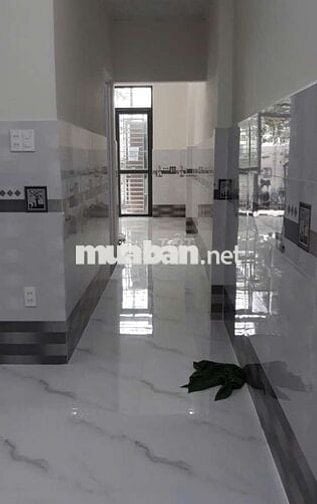 Cho thuê nhà mới hẻm xe hơi dt5×14, có 2pn,2wc