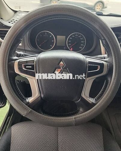 MITSUBISHI TRITON  Tự động một cầu 2018