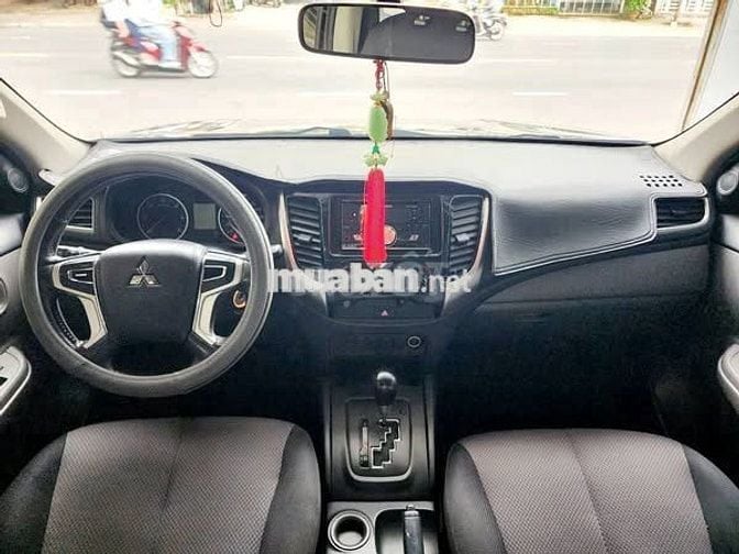 MITSUBISHI TRITON  Tự động một cầu 2018