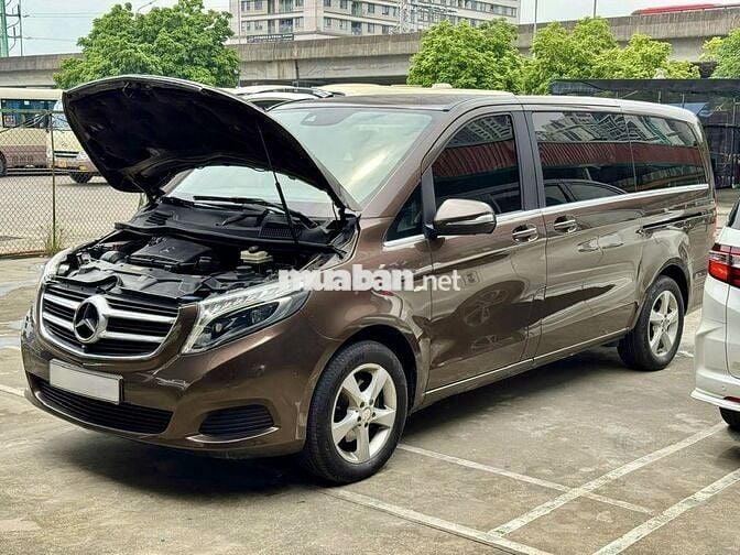 Mercedes Benz V Class V220d 2015