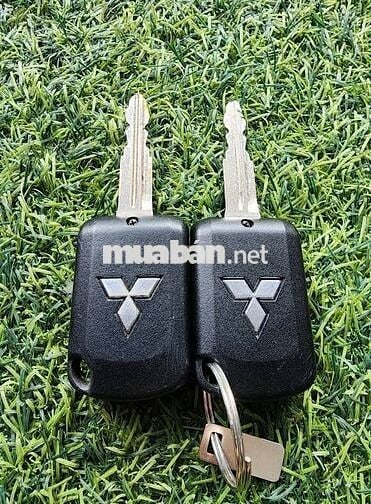 MITSUBISHI TRITON  Tự động một cầu 2018