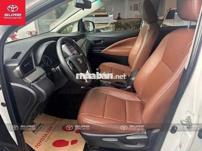 Toyota Innova 2020 E 2.0 MT - bảo hành Toyota