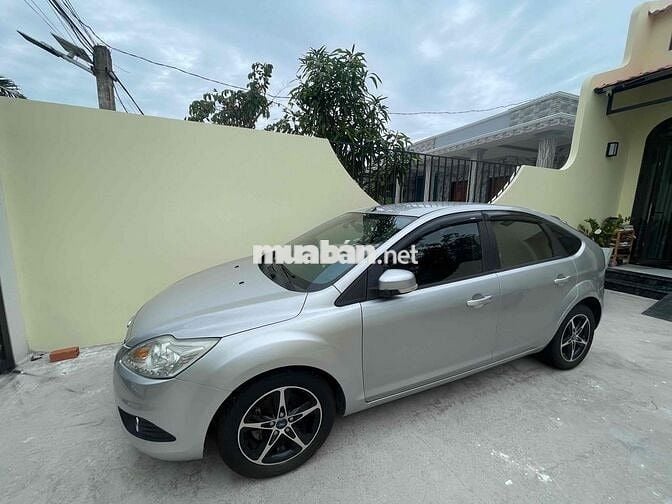 Ford Focus 2010 1.8 AT - 80000 km