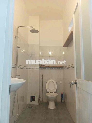 NHÀ TX25. SÂN XE HƠI. TRỆT LẦU 3PN 2WC ( NHÀ MỚI SƠN SỬA )