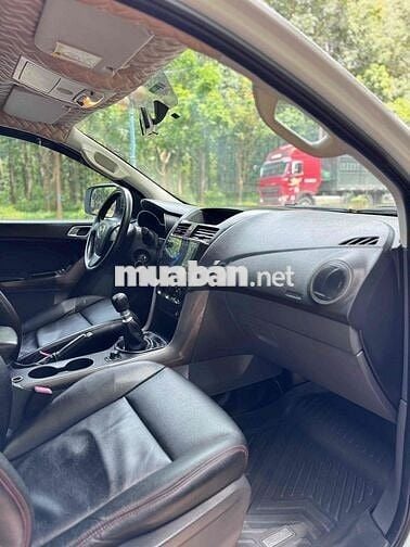 Mazda BT 50 2016 2.2L 4x4 MT - 115000 km