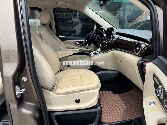 Mercedes Benz V Class V220d 2015