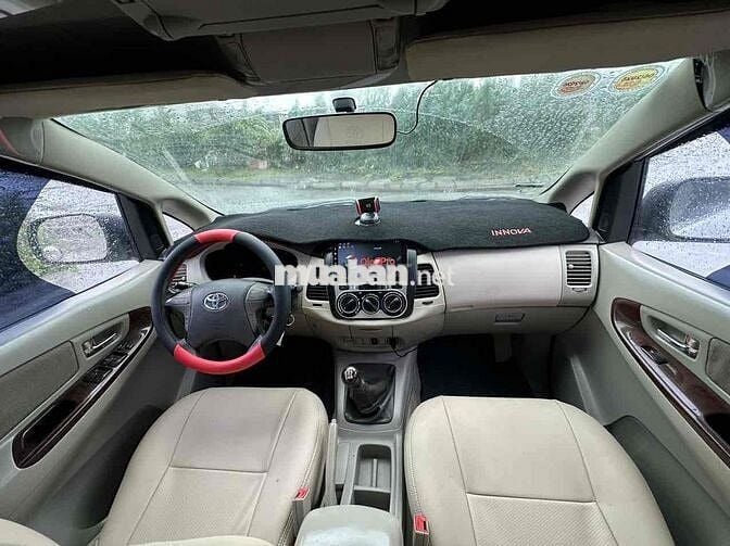 Toyota Innova 2009 G - 25000 km