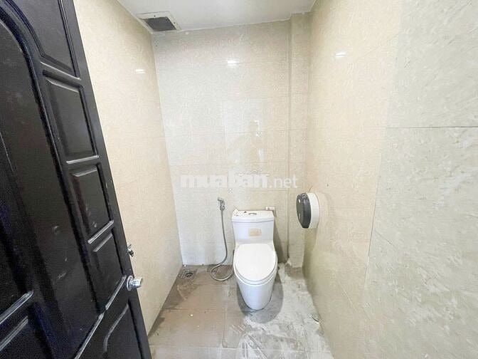 CHO THUÊ MẶT BẰNG 2 MẶT TIỀN ĐƯỜNG NGUYỄN TẤT THÀNH