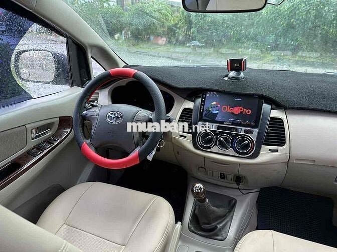 Toyota Innova 2009 G - 25000 km