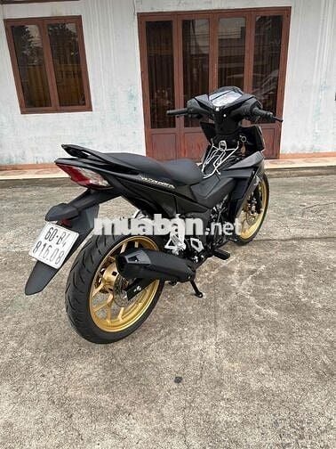 Winer V1 bản đen nhám chính chủ 60 có trả góp
