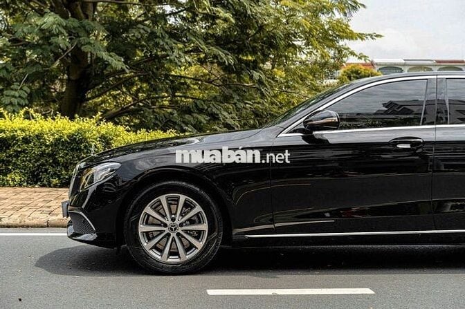 Bán Mẹc E200 trùm mền siêu cọp - 25000 km