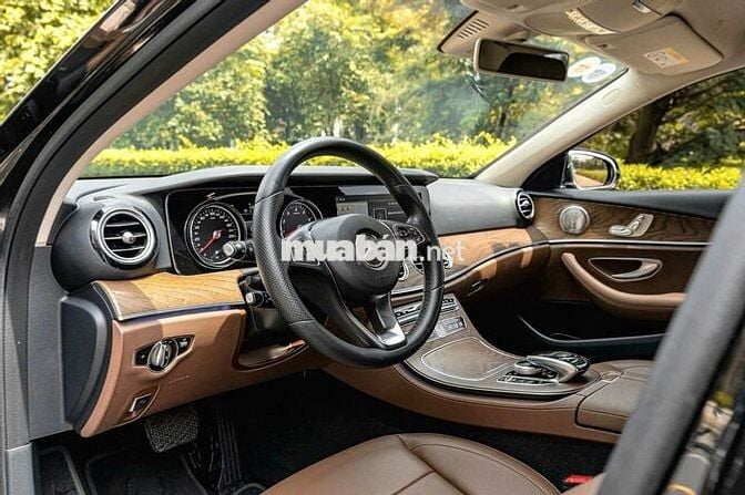 Bán Mẹc E200 trùm mền siêu cọp - 25000 km