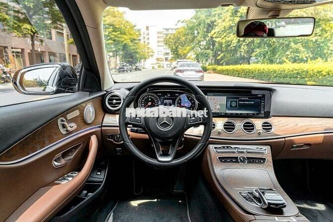Bán Mẹc E200 trùm mền siêu cọp - 25000 km
