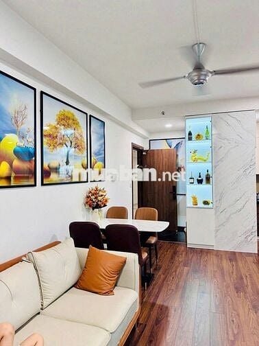 Bán Căn Góc 80m², 2 Phòng Ngủ. Nhà Mới Đẹp. View Hồ Bơi, Thoáng Mát