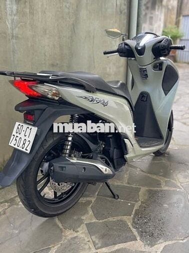 Sh 150 2016 lên full 2018 máy zin căn cước chủ