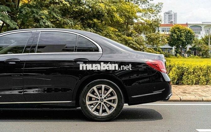 Bán Mẹc E200 trùm mền siêu cọp - 25000 km