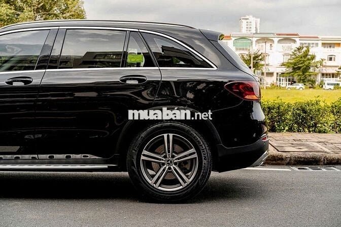 Bán xe GLC200 Facelift 2021 đi ít siêu mới