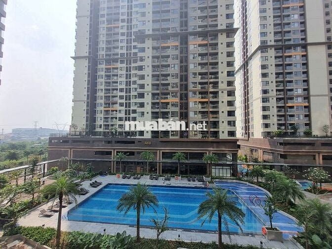 Bán Căn Góc 80m², 2 Phòng Ngủ. Nhà Mới Đẹp. View Hồ Bơi, Thoáng Mát