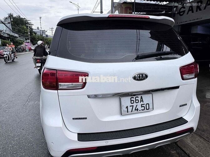 Kia Sedona 2017 2.2 DATH - 66000 km