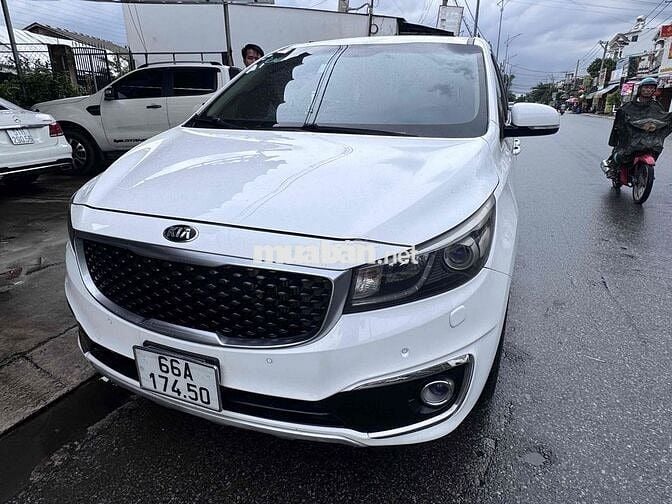 Kia Sedona 2017 2.2 DATH - 66000 km