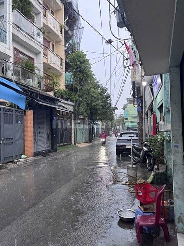 2 MTKD 6.8M x 17.5M 3 TẦNG NỞ HẬU TÂN BÌNH