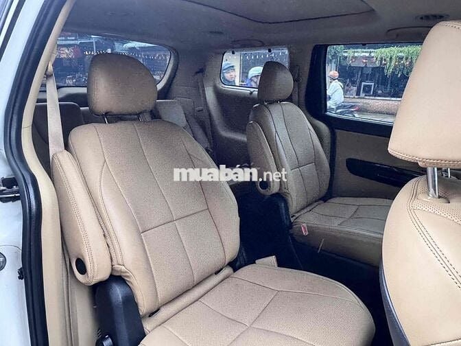 Kia Sedona 2017 2.2 DATH - 66000 km