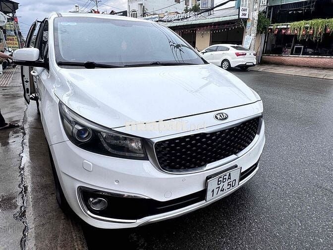 Kia Sedona 2017 2.2 DATH - 66000 km