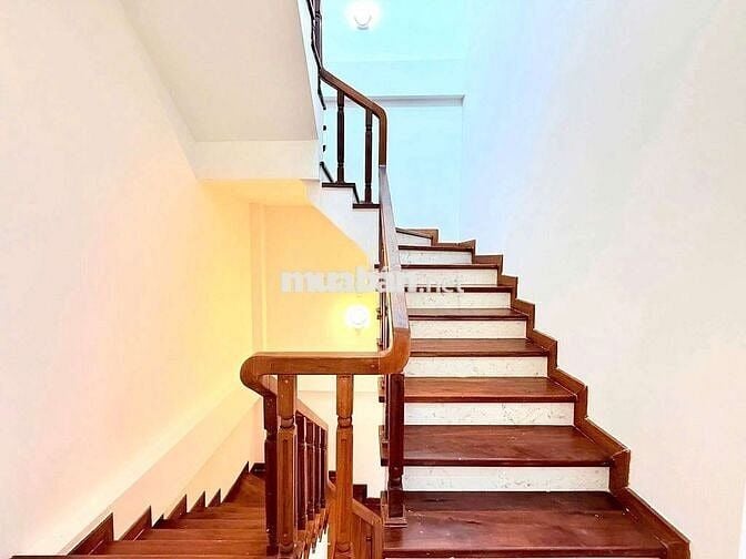✅️ Nhà 3 tầng (3 mê), Hoàng Diệu, ra Cầu Rồng 1,6km, dòng tiền tốt ✅️