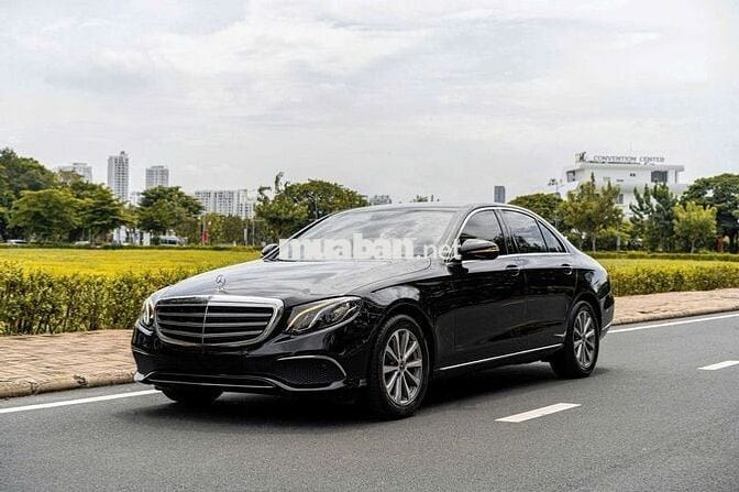 Bán Mẹc E200 trùm mền siêu cọp - 25000 km