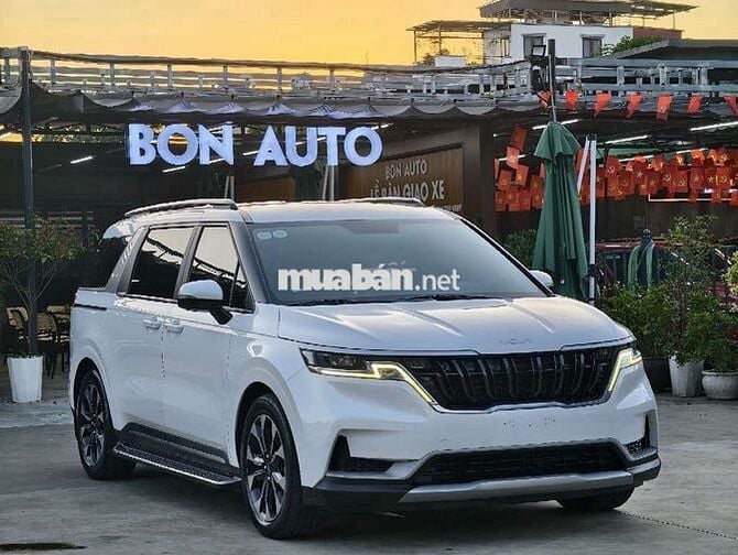 KIA CANIVAL 2022 MÁY DẦU MÀU TRẮNG LUXURY