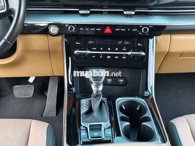 KIA CANIVAL 2022 MÁY DẦU MÀU TRẮNG LUXURY