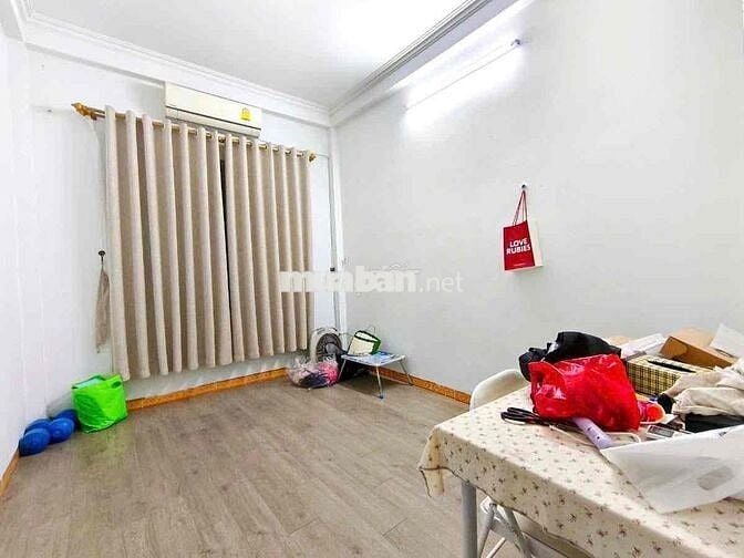 Cho thuê nhà 4 tầng 23m2 đường Nguyễn Chính, Hoàng Mai (Chính chủ)