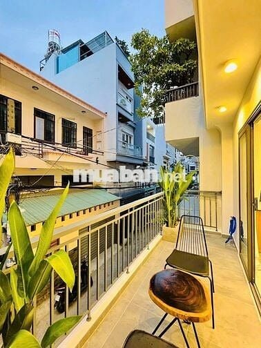 CHỈ 5TỶ XE HƠI ĐỖ CỬA- LÊ TRỌNG TẤN- 4TẦNG MỚI Ở NGAY