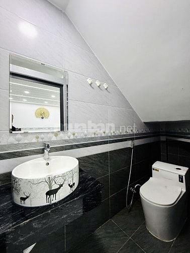 Cho thuê nhà mới, ngang 5m thoáng, ĐS 19, P.8 Gò Vấp