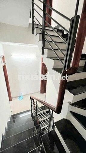 Nhà Đẹp(4x17m) Mã Lò 3Lầu+ST 4PN 3VS hẻm 8M xe tải