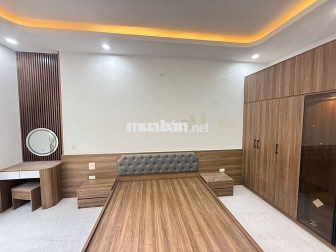 ​12.5 TỶ! NHÀ 6 TẦNG, THANG MÁY 45M² Ở NGAY TÂY SƠN ĐỐNG ĐA.