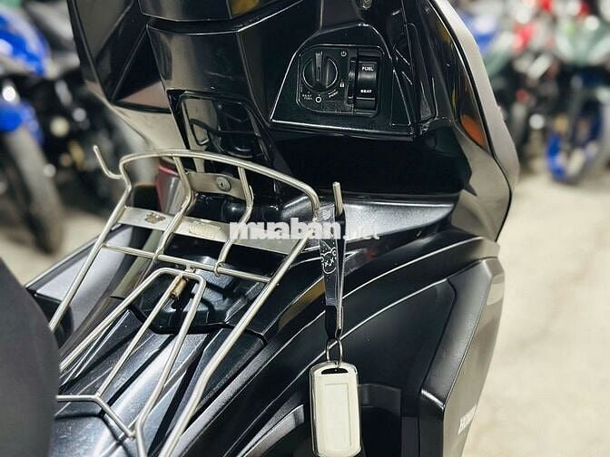 XE MÁYTHANHTÙNG_AIR BLADE 125 FI ĐEN NHÁM KHÓA SMK