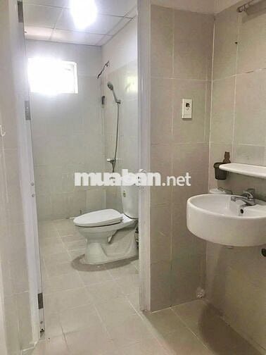 Chính chủ cho thuê căn Shophouse để kinh doanh, ở. Giá 14triệu/tháng