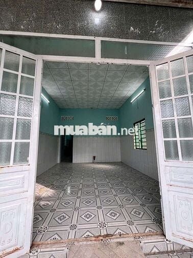 Bán nhà và kho ngay Trường học Bình Hòa . Mua lẻ bán lẻ