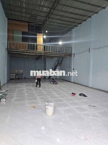 Cho Thuê Kho Xưởng DT 10 x 20m Hẻm xe Tải. Giá 20 triệu