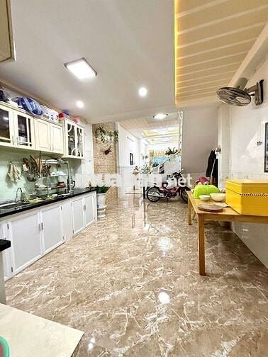 Bán nhà 2 tầng kiệt ô tô tránh nhau đường điện biên phủ giá 4ty950
