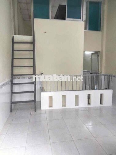 Cho thuê nhà - 1trệt 1lầu 1tum - Nguyễn Hữu Cảnh - Bình Thạnh - sẵn ml