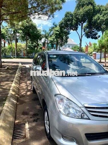 Toyota Innova 2011 G - 1 km
