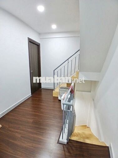 NHÀ ĐẸP DỌN VÀO Ở NGAY - TRẦN QUÝ QUẬN 11