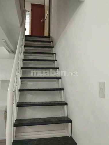 CC 52 P5 Q8 ,  1PN 49m2 , sd thang máy, shr ngay TTHC Q8, hỗ trợ NH