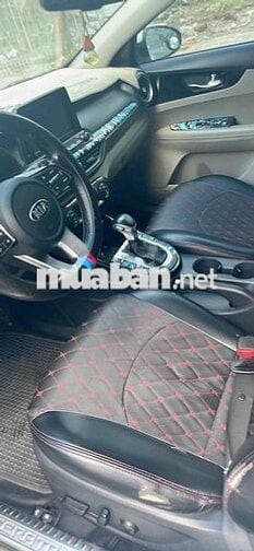 Kia Cerato mẫu mới đăng kí 2019 - 95000 km