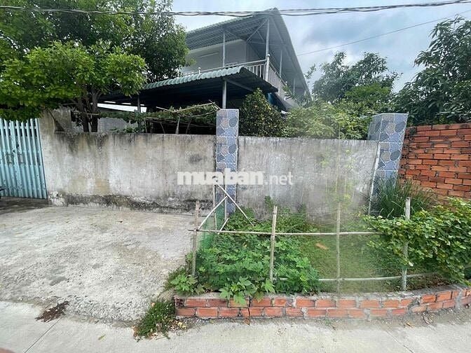 Bán nhà vườn nghỉ dưỡng giáp TPHCM 30p chạy xe